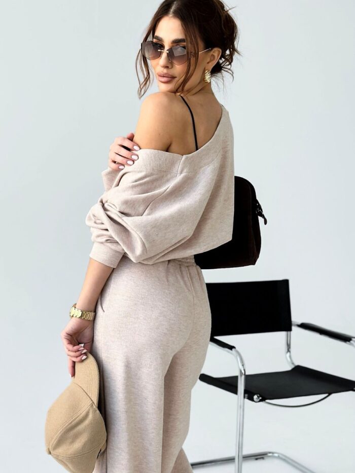 Ultra Soft Luxurious Womens V Neck Sweater Pant Set Effortless Style Everyday Comfort (209322) lomora.store