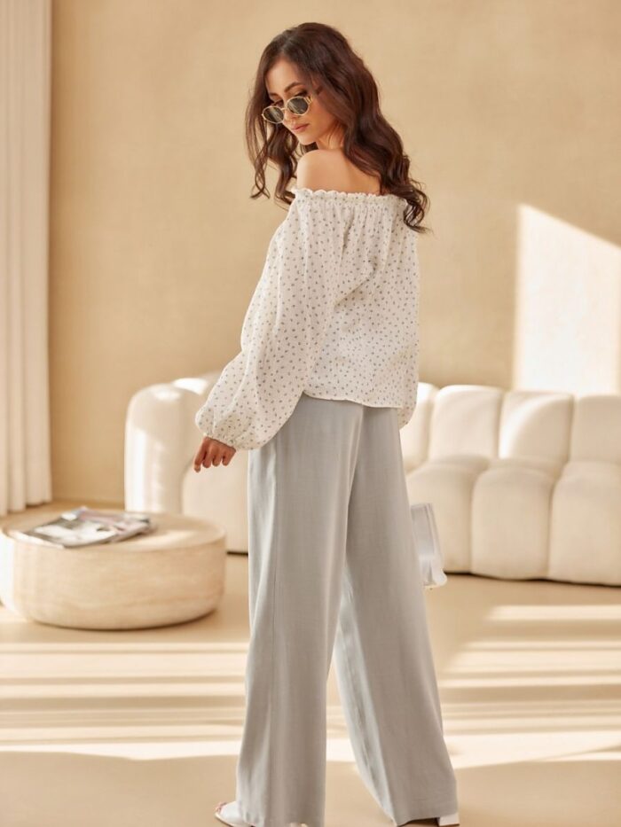 Elegant Spanish Puff Sleeve Blouse Romantic Rose Detail Elastic Neckline (209559) lomora.store