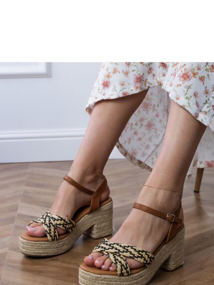 Elegant Classic Buckle Sandals Summer Comfort Style Block Heel (213410)