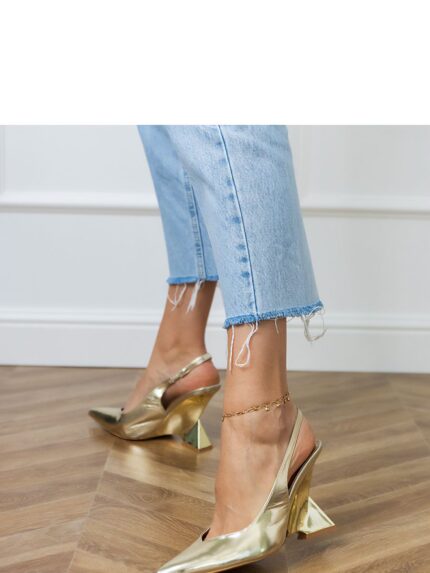 Patent Leather Pointed Toe Pumps Refined Elegant Heels for Women Stylish Occasion Shoes (10 215098)